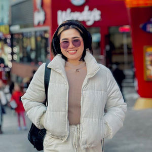 Meet your Posher, Janela chriselle